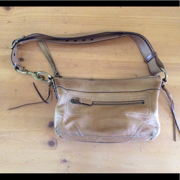 Vintage Coach tan purse M0693- 10559 - Picture 2 of 6